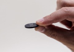 Hiyd Introduces Slim Health Tracker That Attaches Invisibly to Your Existing Watch