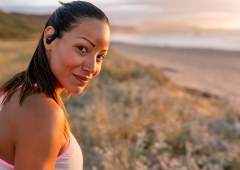 JBL lanza los auriculares Endurance Peak 4 con ajuste estable para entrenamientos por menos de $80