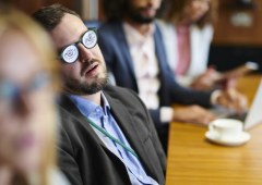 Ars Technica Research Highlights Benefits of Bosses Talking Less and Listening More in Meetings