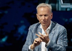 TechCrunch Eric Schmidt Owns Significant Stake in AI Lab Anthropic, Nearly Half of CEO's Share
