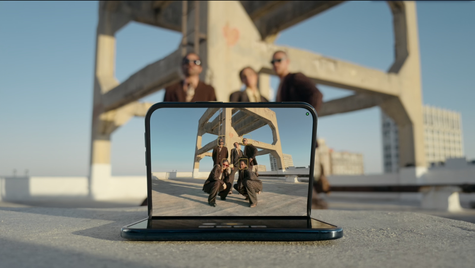 Apple Stores to Have Limited Foldable iPhone Duo Units at Launch, Availability Varies