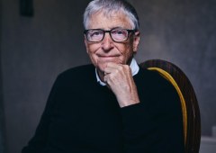 Bill Gates hoiatab 20 aastat kestva tormilise tehisintellekti häiringu eest ja kutsub üles tugevamatele kontrollidele