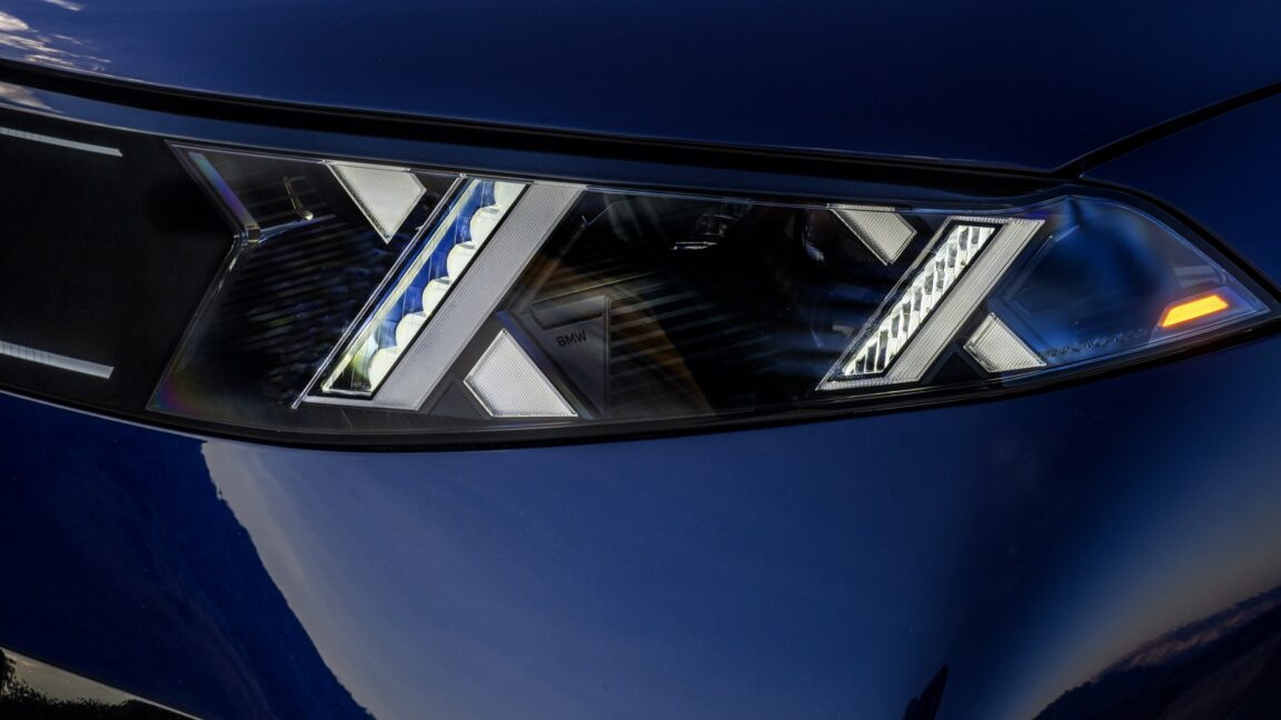 BMW Unveils 2027 X5 and iX5: Offering Both Gasoline and Advanced Electric Powertrains
