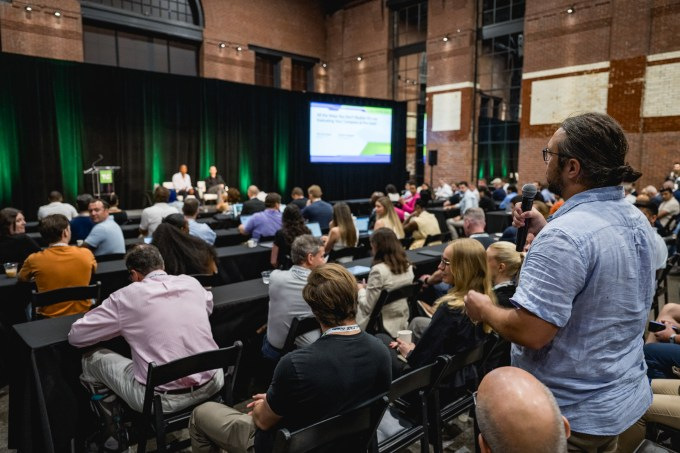 TechCrunch Founder Summit 2026 to Host In-Depth Roundtables on Startup Challenges