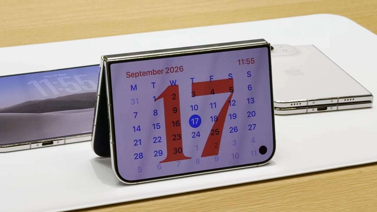 iPhone Duo Launch Smooth at Apple Stores Contrary to Early Reports