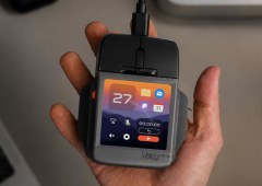 Super Mouse Combines Touchscreen Macropad and Mouse with App-Specific Controls