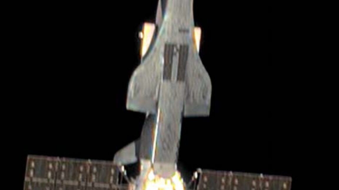 DIA Reveals Image and Insights on China’s X-37B-Like Spaceplane and Emerging Space Threats