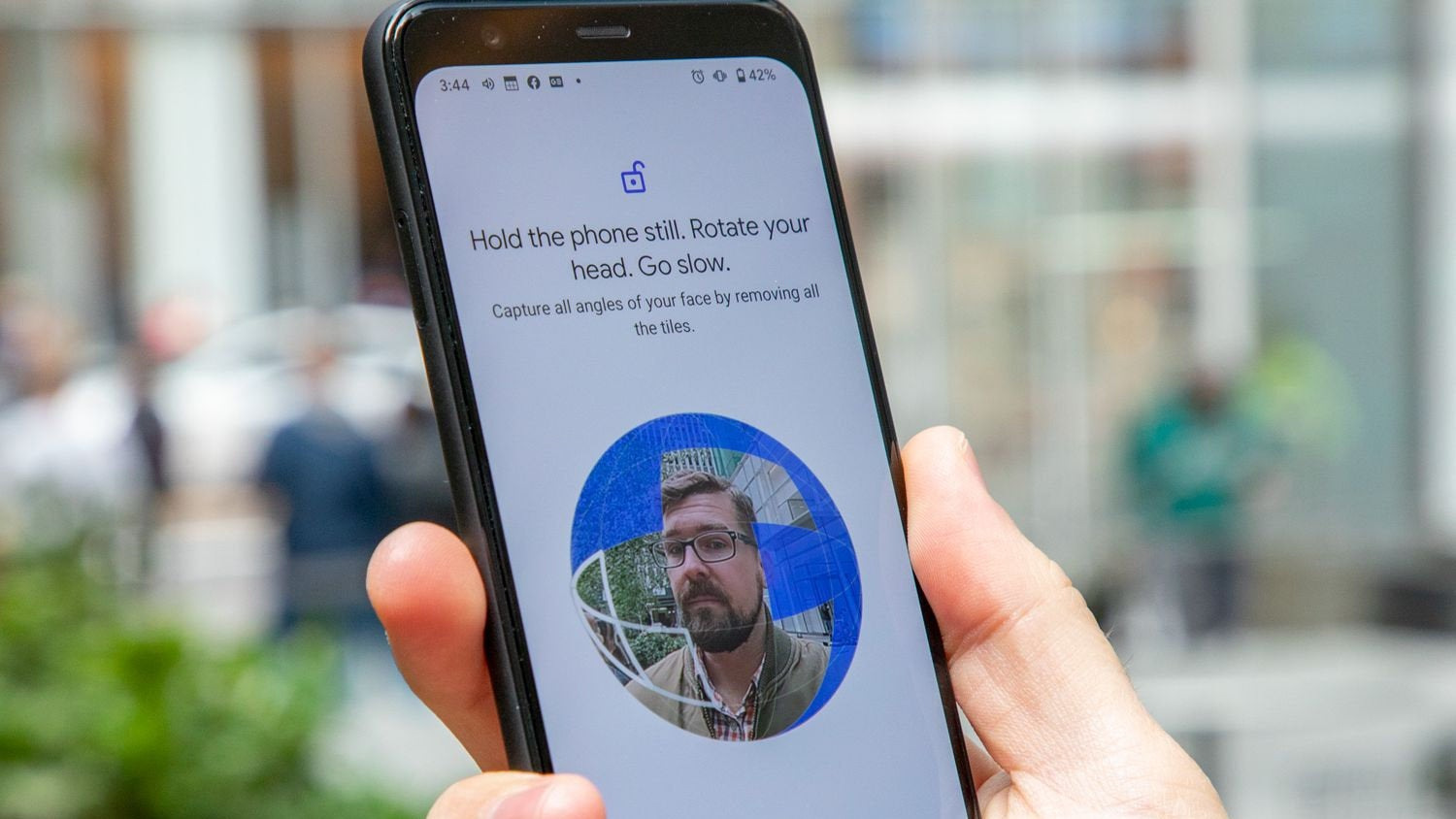 Pixel Phones' New Face Unlock Feature Faces Low-Light Reliability Issues, Report Readers