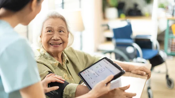 Google un Singapūra atklāj mākslīgā intelekta pētniecības centru veselības aprūpes pārveidošanai