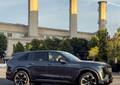 Cadillac Escalade IQ Review: Massive Battery and Range Power Electric Luxury SUV