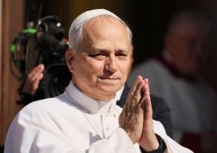 Pope Leo calls for the disarmament of AI: ‘Machines are tools, not persons’ Pope Leo XIV Urges Global Disarmament of AI and Rejects AI Personhood