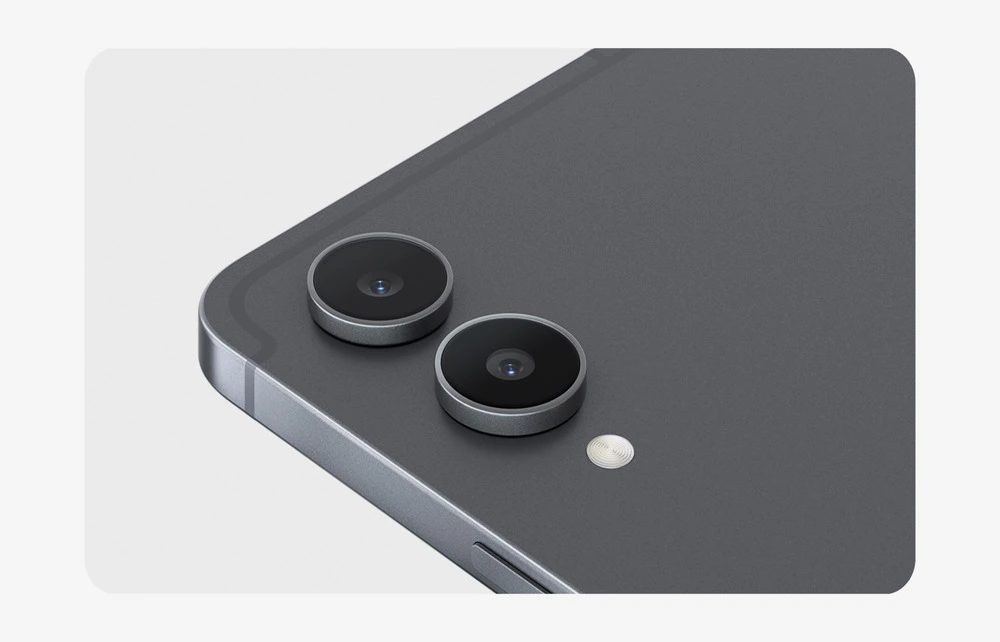Official product image / interface
